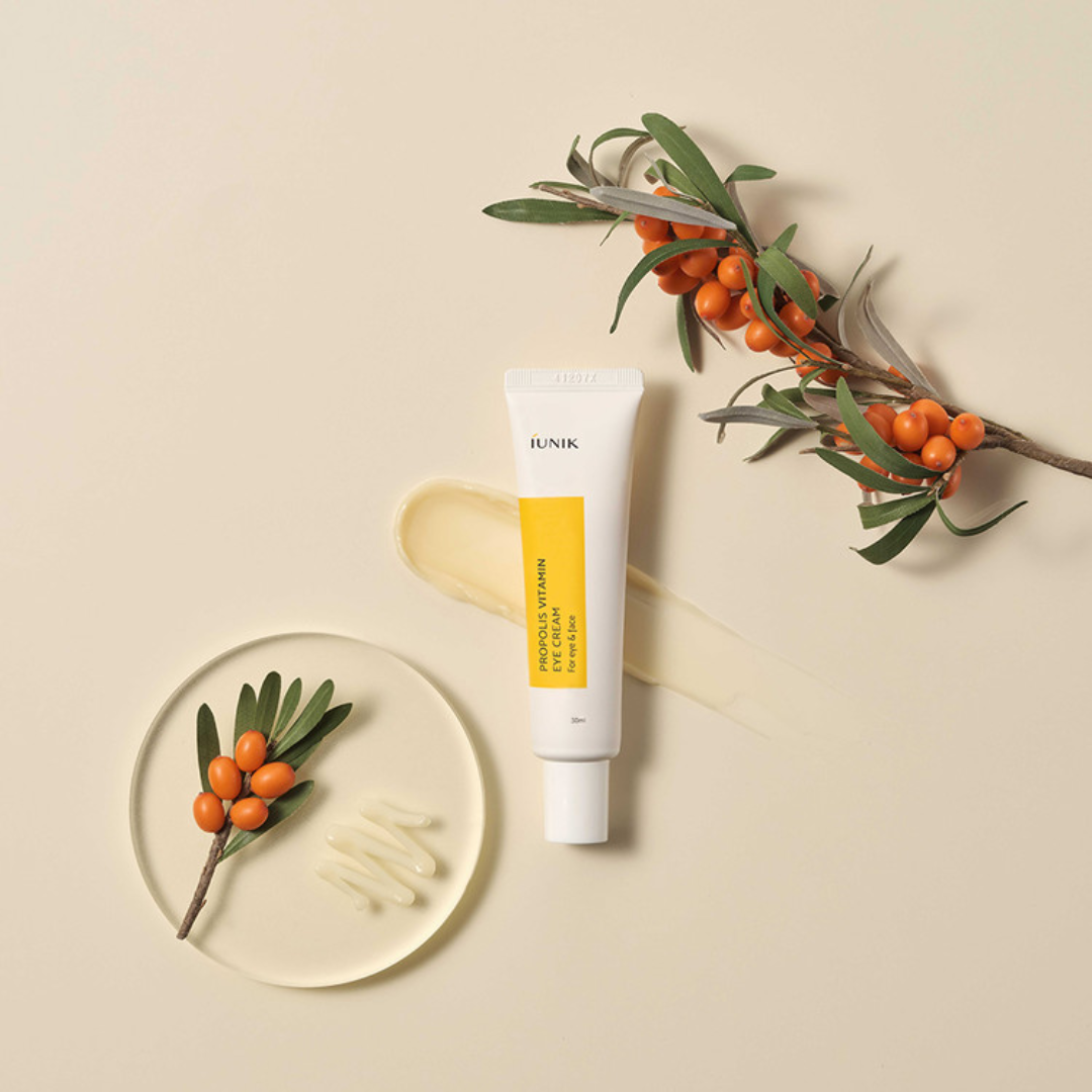 IUNIK Propolis Vitamin Eye Cream - Shop at Glowii Beauty