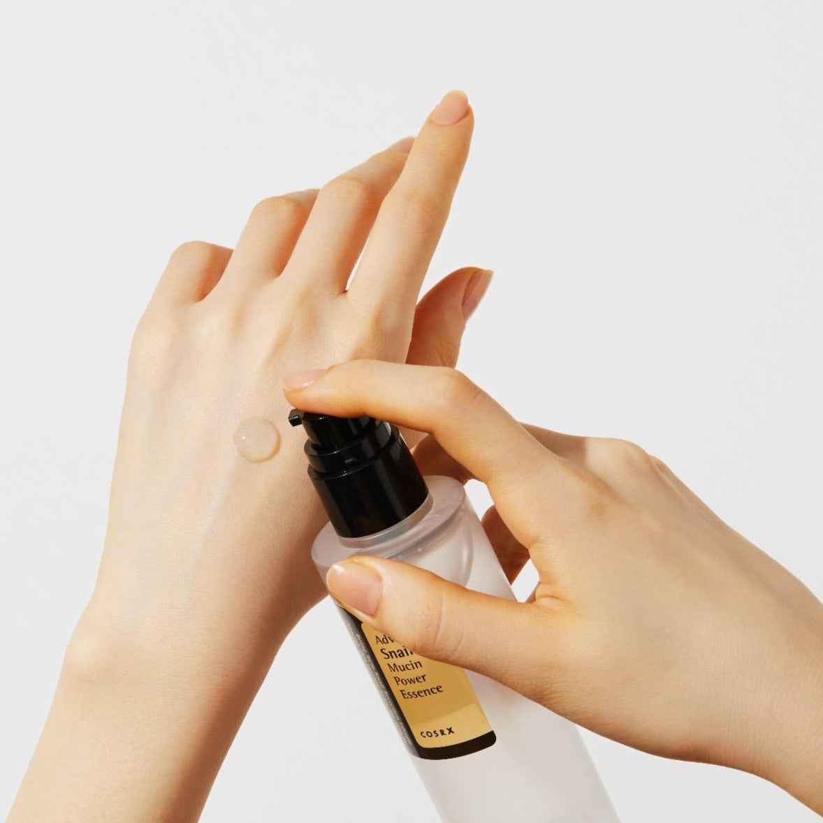 COSRXAdvanced Snail 96 Mucin Power Essence 100ml - Glowii Beauty
