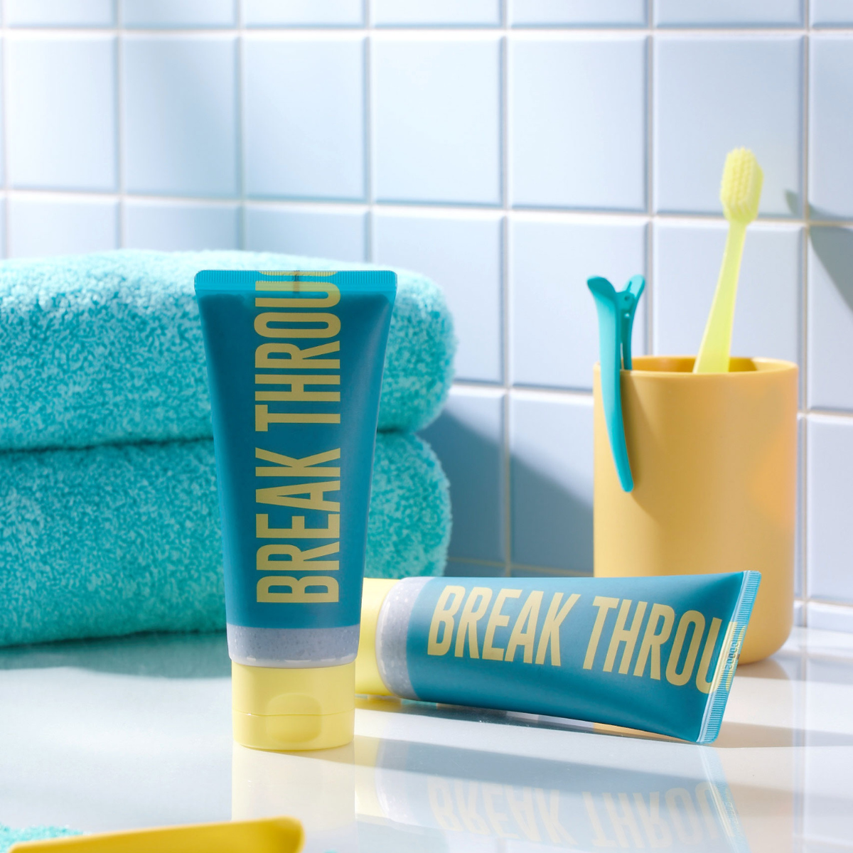 Dear Doer Braek Scrub 100ml - Shop now at Glowii Beauty