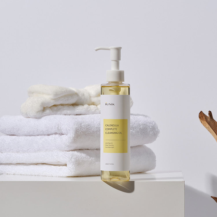 iUNIK Calendula Complete Cleansing Oil 200ml - Shop at Glowii Beauty