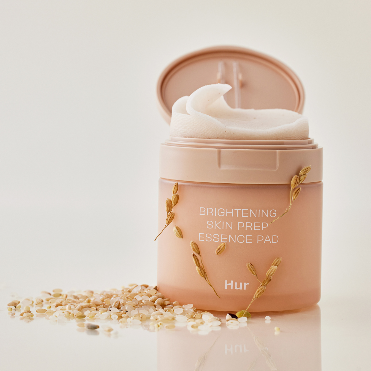 House of Hur Brightening Skin Prep Essence Pad 70pcs - Shop at Glowii Beauty!