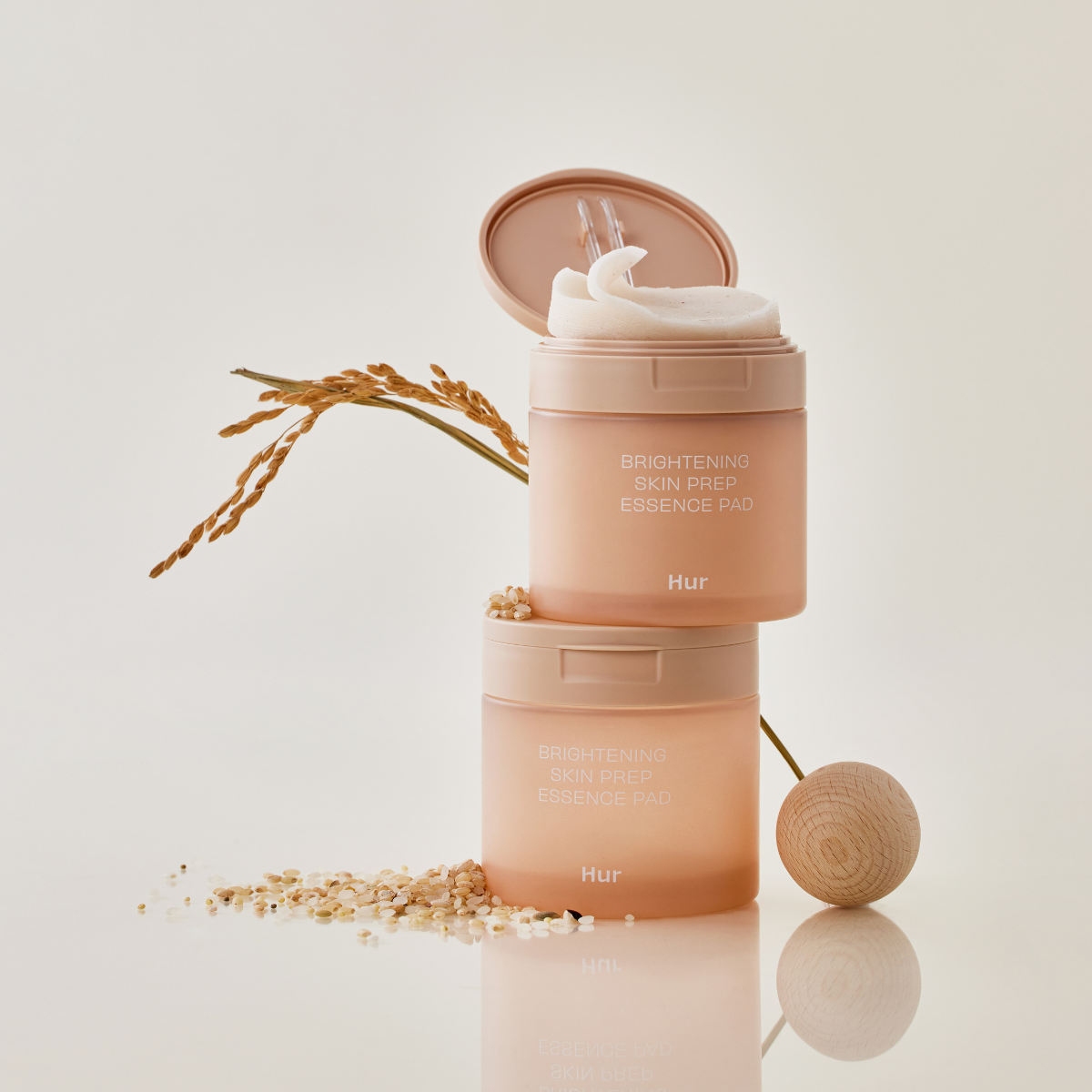 House of Hur Brightening Skin Prep Essence Pad 70pcs - Shop at Glowii Beauty!