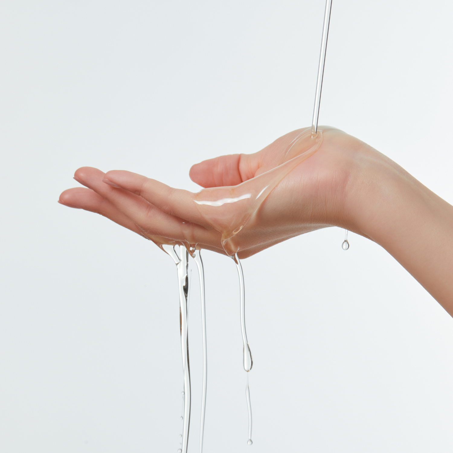 Goodal Houttuynia Cordata Hyaluron Soothing Pore Cleansing Oil 200ml - Shop now at Glowii Beauty