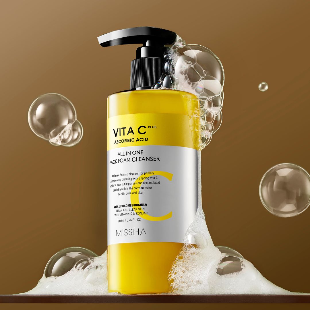 Missha Vita C Plus All In One Pack Foam Cleanser 200ml  - Glowii Beauty