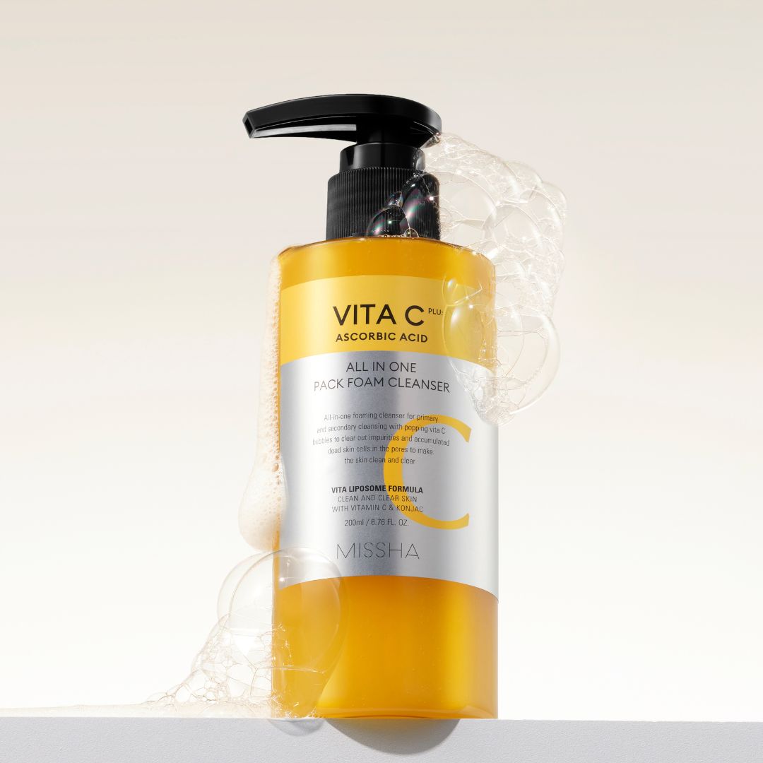 Missha Vita C Plus All In One Pack Foam Cleanser 200ml  - Glowii Beauty