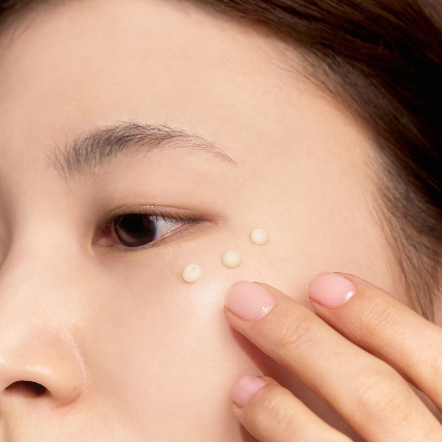 Goodal Black Carrot Vita-A Retinol Firming Eye Cream 30ml - Shop now at Glowii Beauty