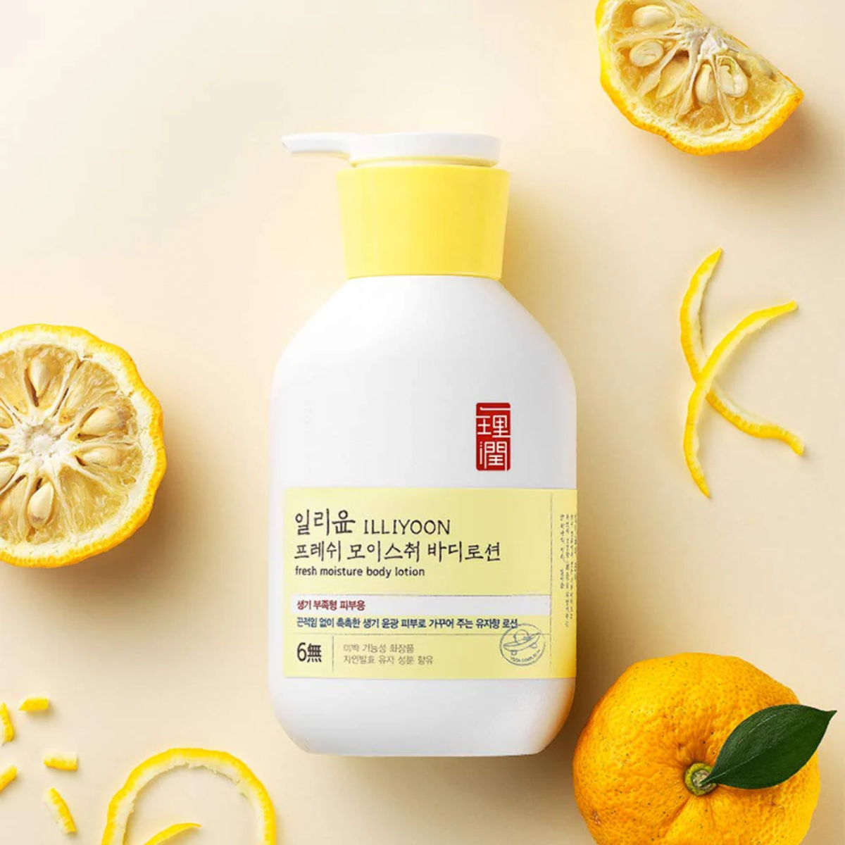 Illiyoon Fresh Moisture Body Lotion 2024 in 350ml bottle, showcasing the product packaging and creamy lotion texture.