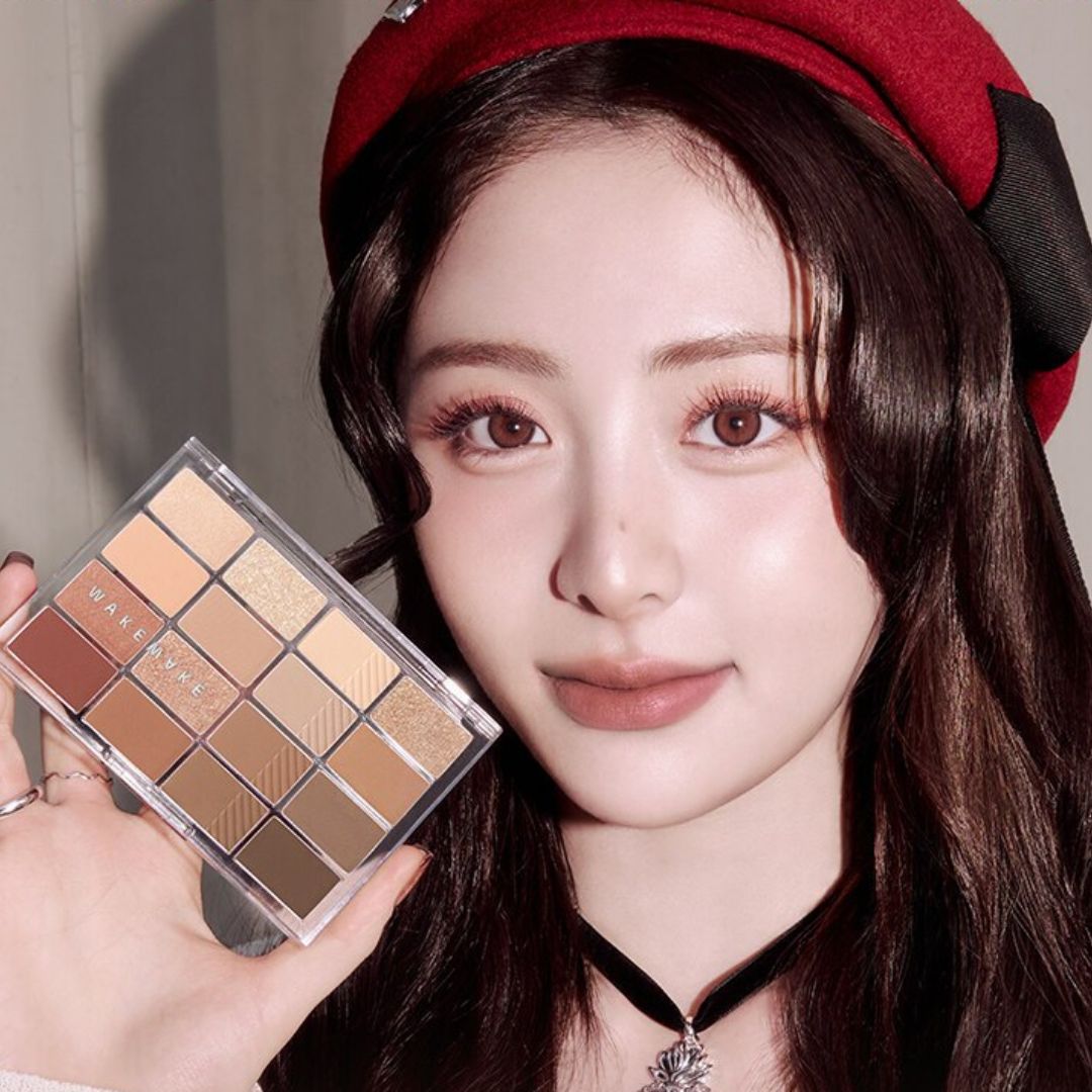 WAKEMAKE Soft Blurring Eye Palette  - Glowii Beauty